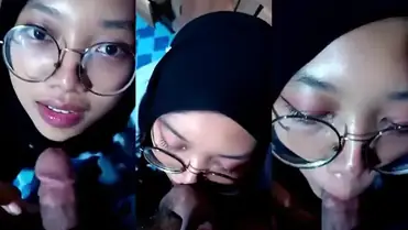 Bokep Indo Nanda Ukhti Lihai Servis Mulut poster